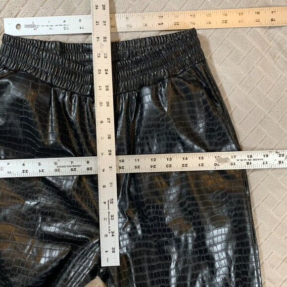 Missguided Womens 6 Pants Black Jogger Faux Leather Reptile Textured Pull On - Picture 6 of 10